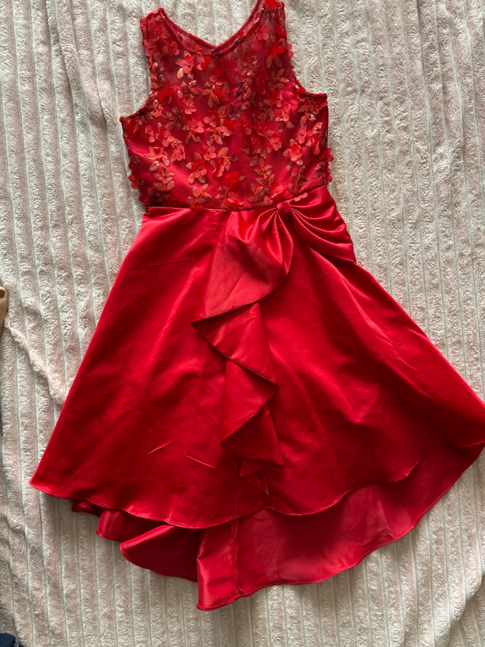 Macy's Red Sleeveless Floral Appliqué Ruffle Party Dress